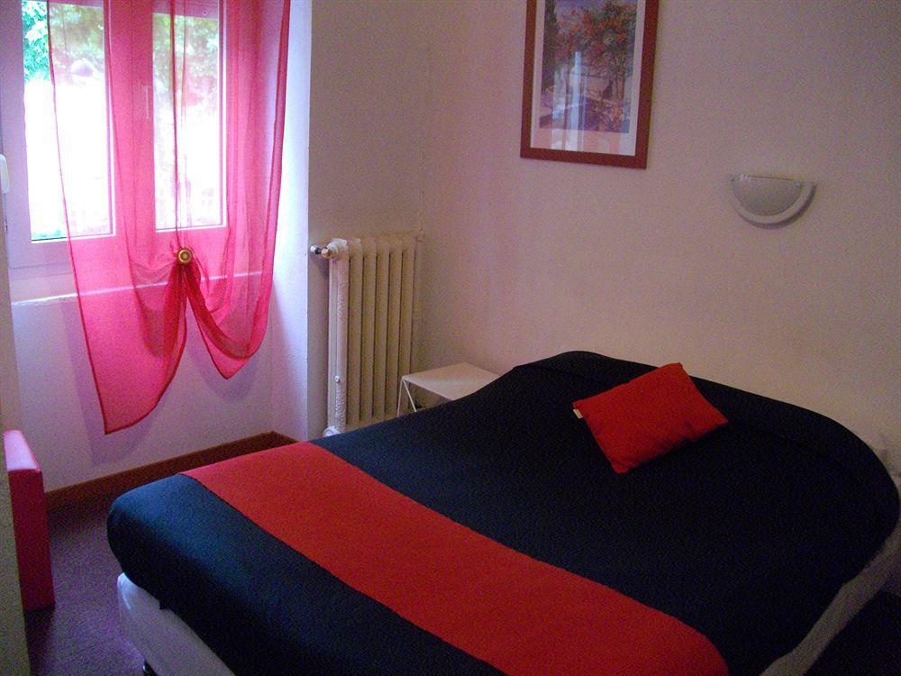 Hotel Central Каркасон Екстериор снимка
