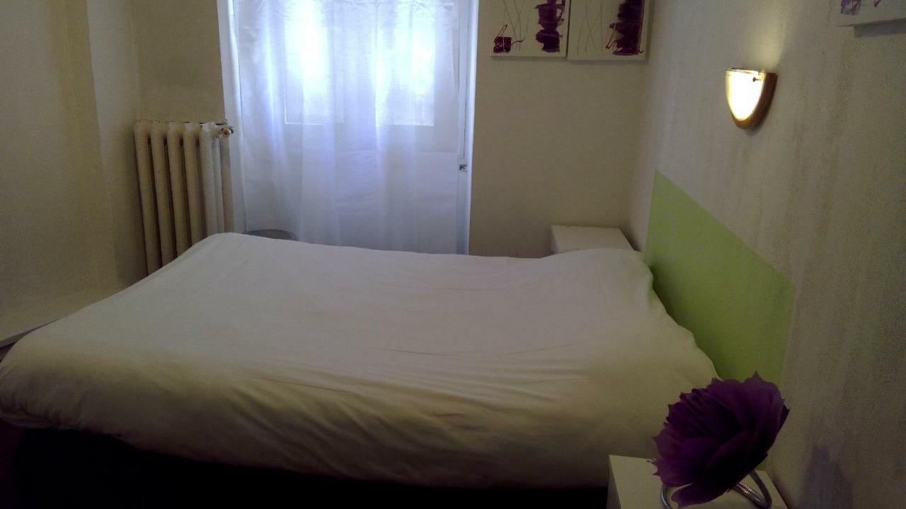 Hotel Central Каркасон Екстериор снимка