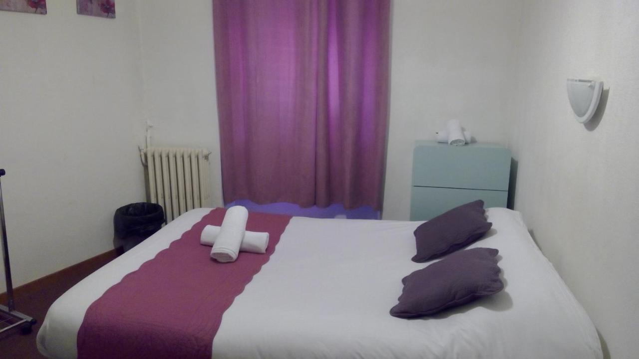 Hotel Central Каркасон Екстериор снимка