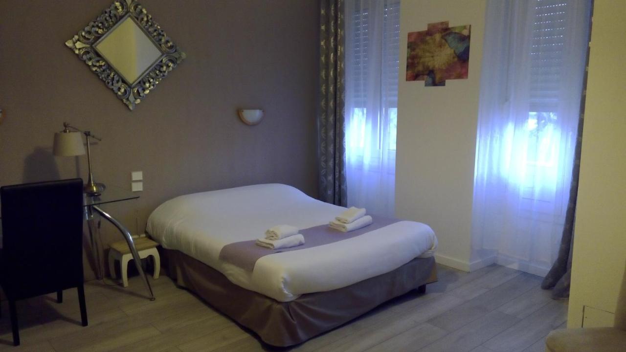 Hotel Central Каркасон Екстериор снимка